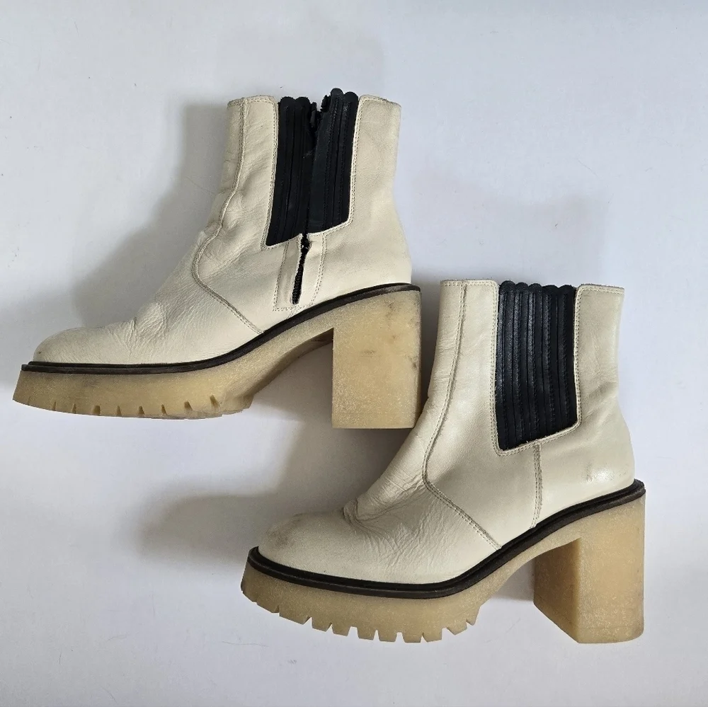 Free People James Chunky Heel Chelsea Boot White Leather Size US 7.5 EU 38